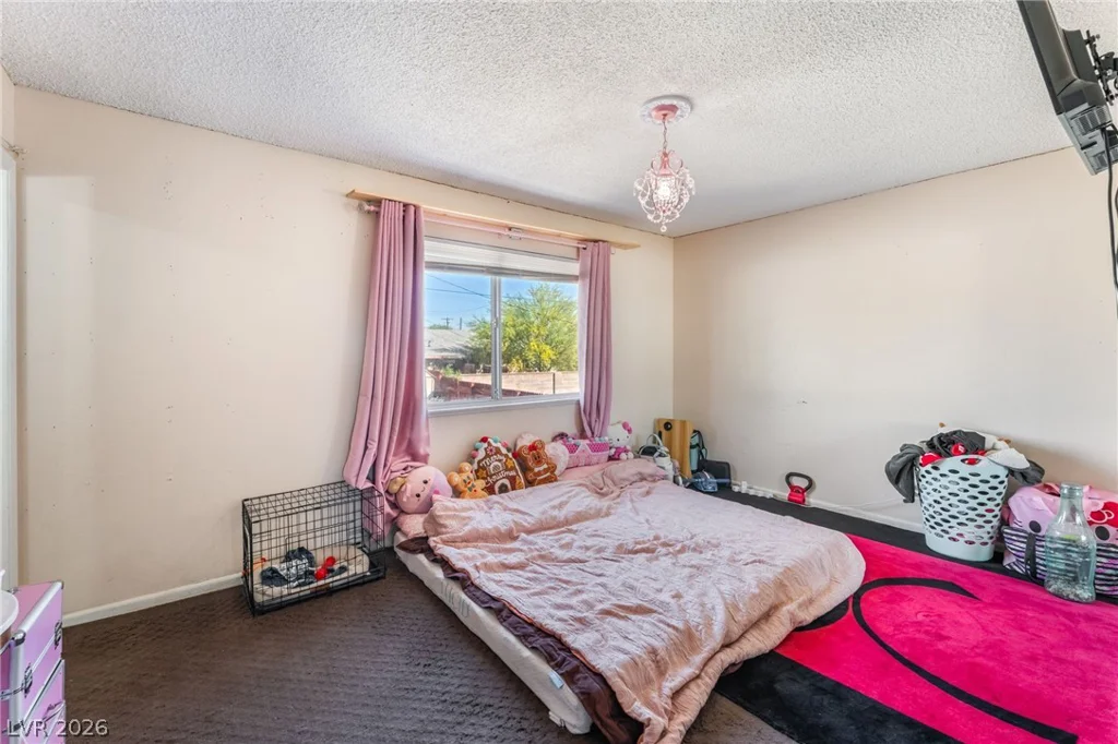6148 Cromwell, Las Vegas, NV 89107