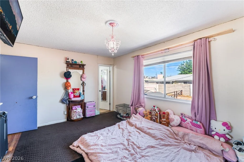 6148 Cromwell, Las Vegas, NV 89107