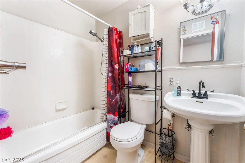 6148 Cromwell, Las Vegas, NV 89107