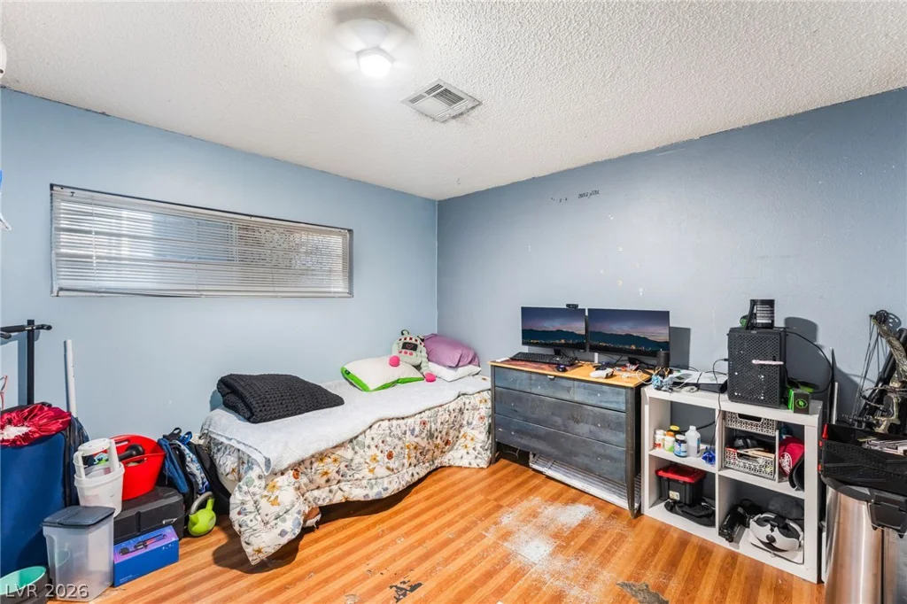 6148 Cromwell, Las Vegas, NV 89107