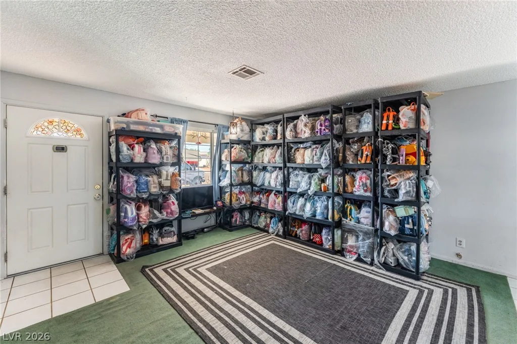 6148 Cromwell, Las Vegas, NV 89107