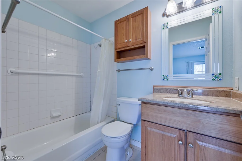 2032 Bavington, Las Vegas, NV 89108