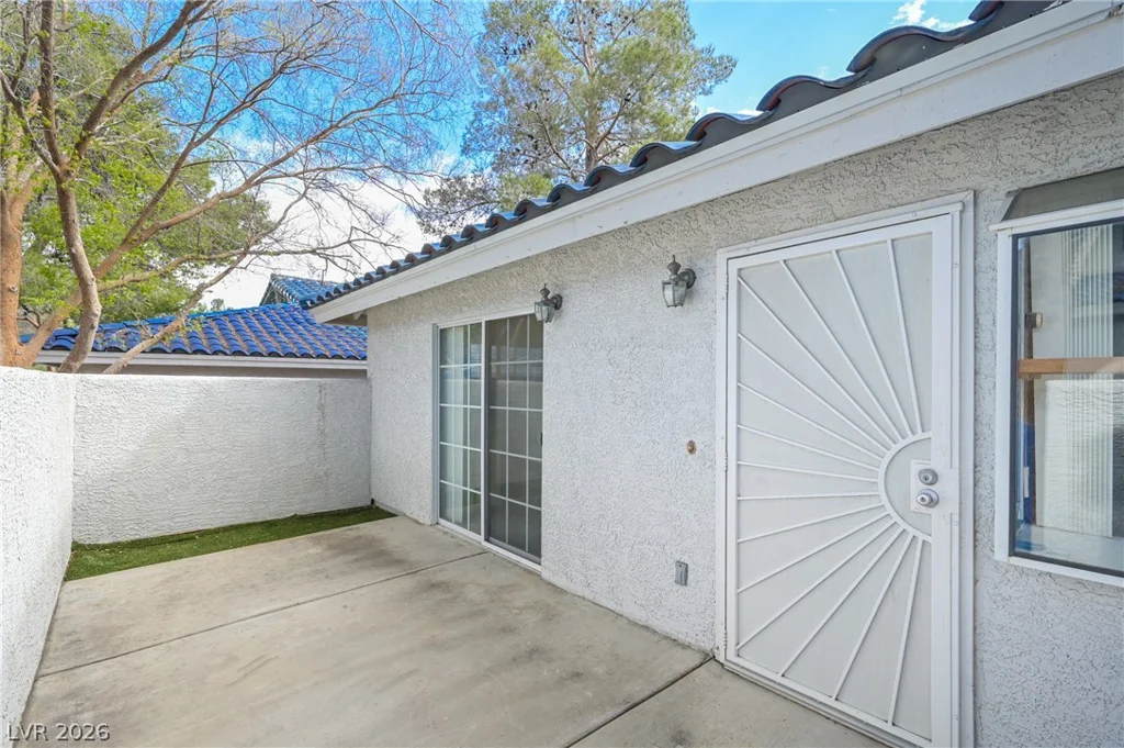 2032 Bavington, Las Vegas, NV 89108