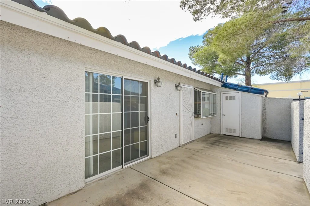 2032 Bavington, Las Vegas, NV 89108