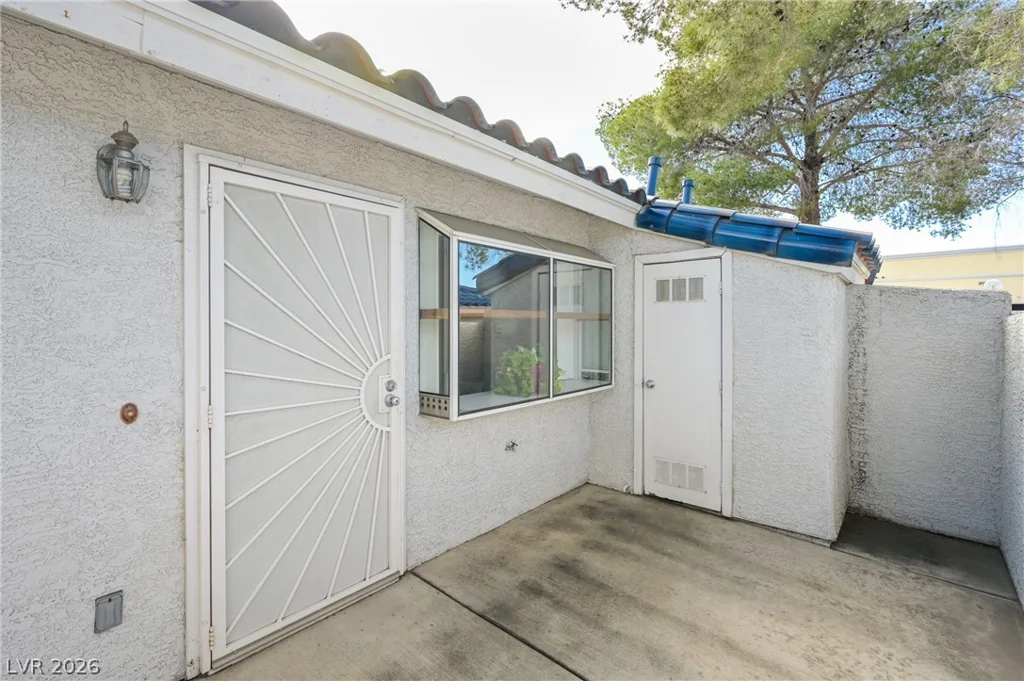 2032 Bavington, Las Vegas, NV 89108