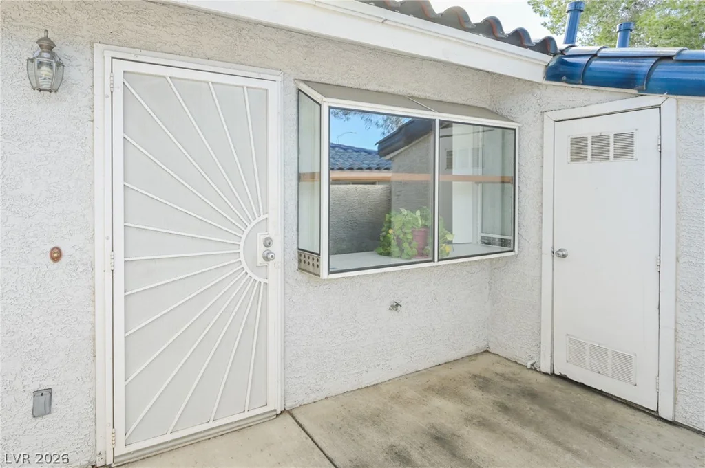 2032 Bavington, Las Vegas, NV 89108