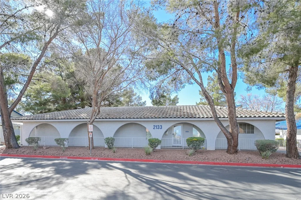 2032 Bavington, Las Vegas, NV 89108
