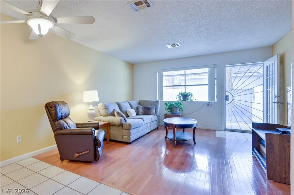 2032 Bavington, Las Vegas, NV 89108