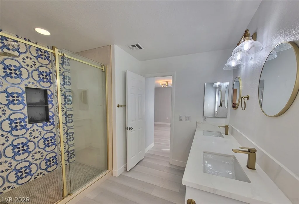 7313 Burnt Umber, Las Vegas, NV 89139