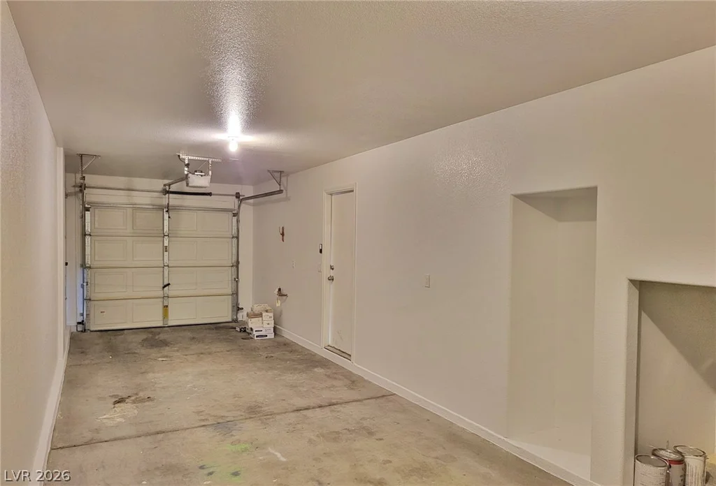 7313 Burnt Umber, Las Vegas, NV 89139