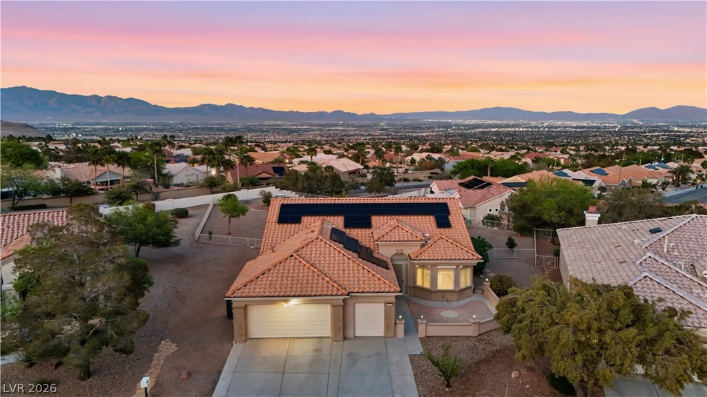 2360 Lauren, Las Vegas, NV 89134