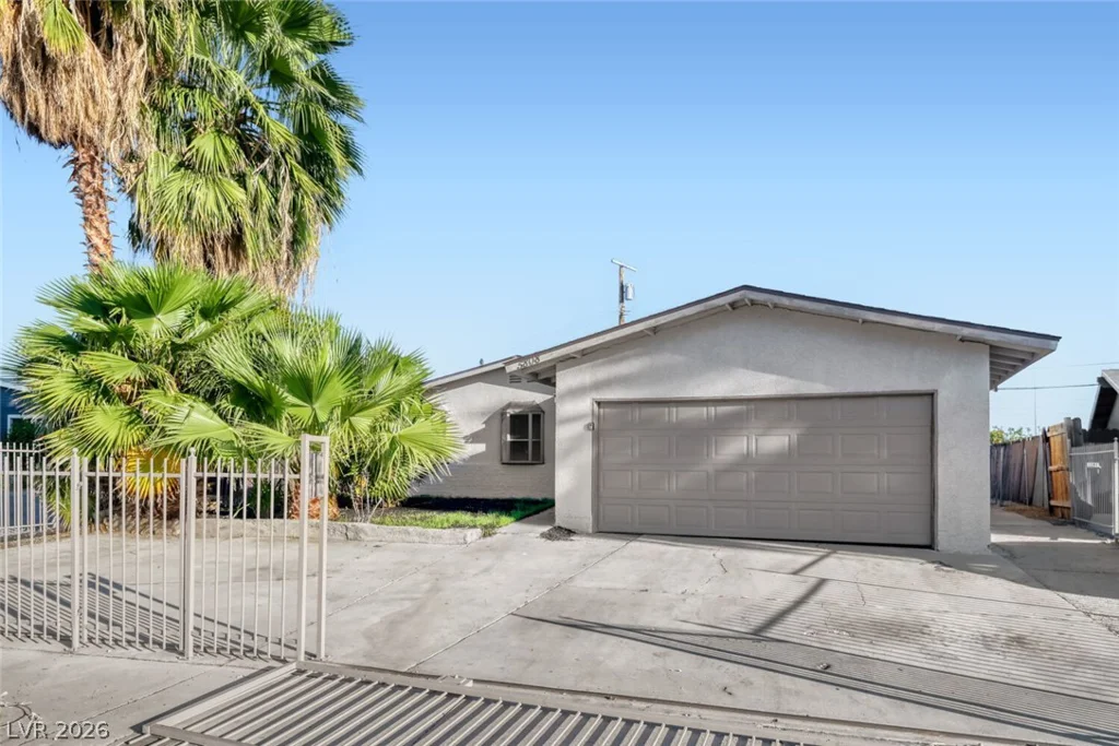 5808 Lydia, Las Vegas, NV 89107