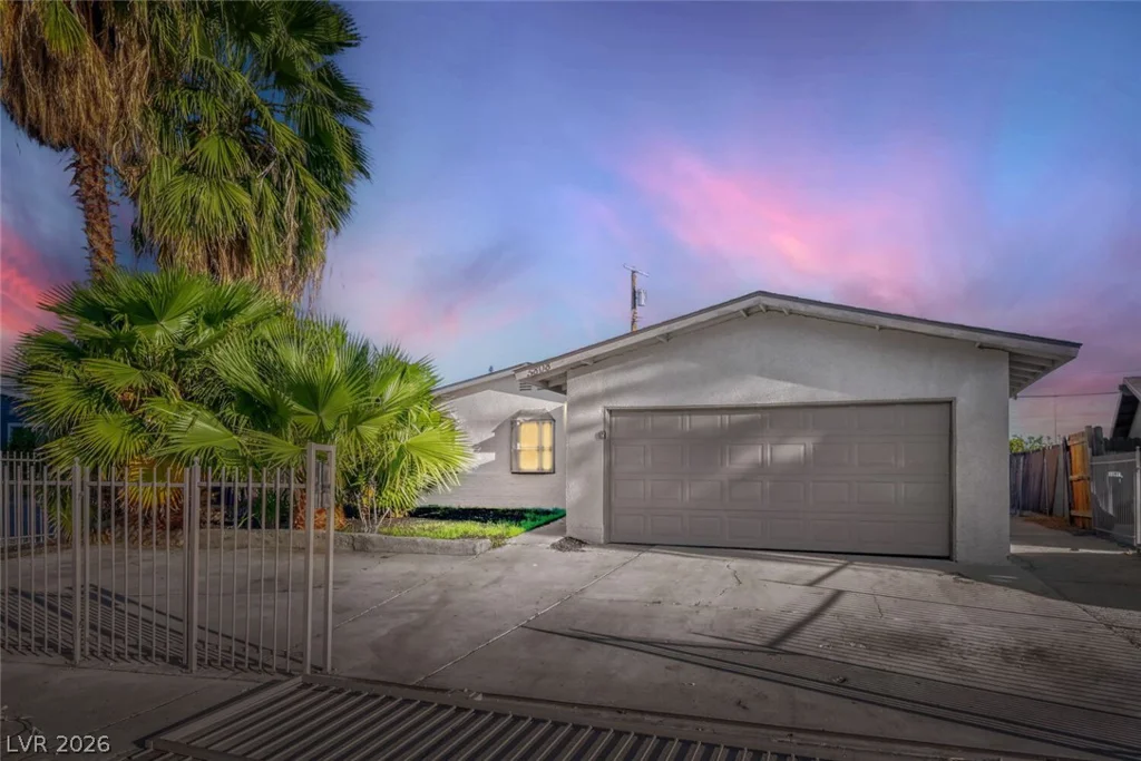 5808 Lydia, Las Vegas, NV 89107