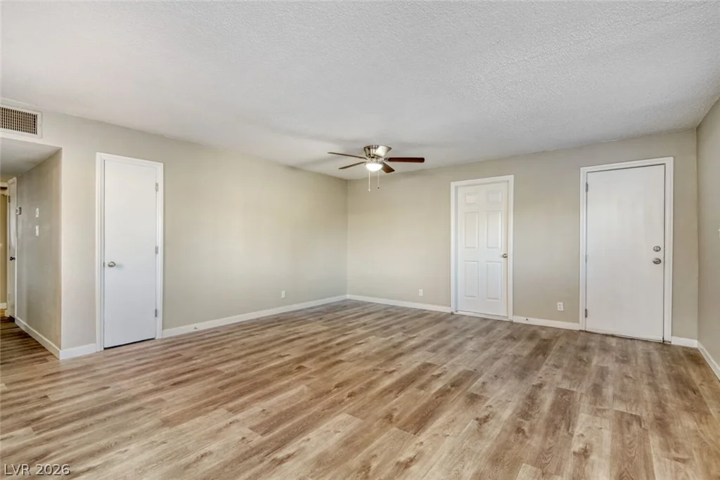 5808 Lydia, Las Vegas, NV 89107
