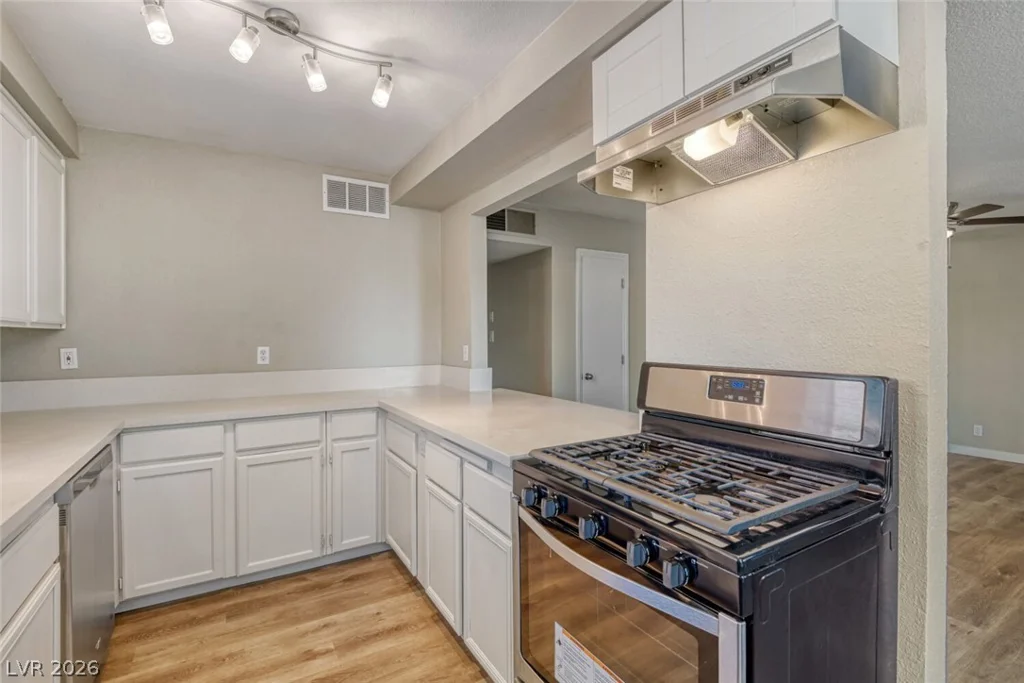 5808 Lydia, Las Vegas, NV 89107
