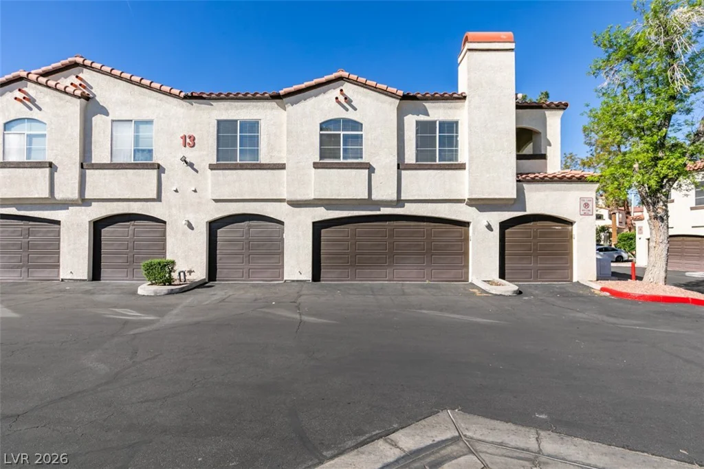 2975 Bluegrass, Henderson, NV 89074