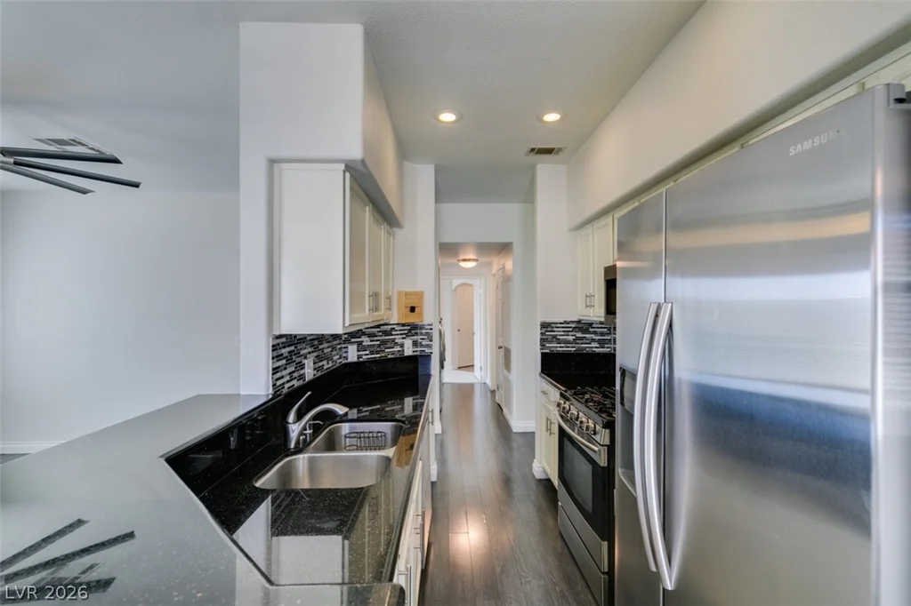 2975 Bluegrass, Henderson, NV 89074