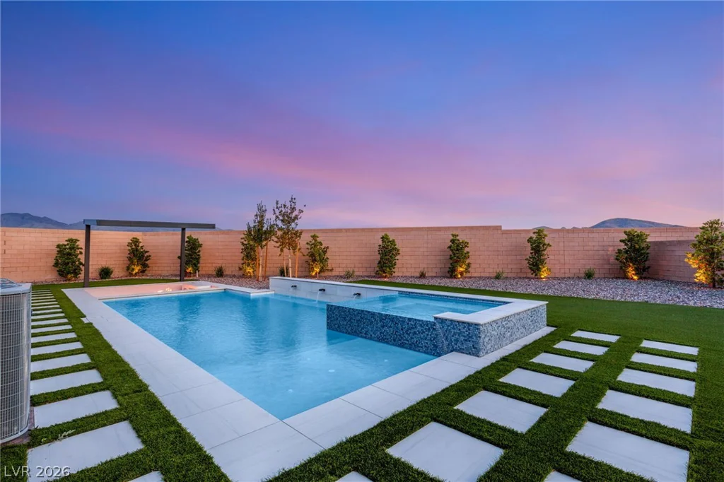 3489 Lamberto Cliff, Henderson, NV 89044