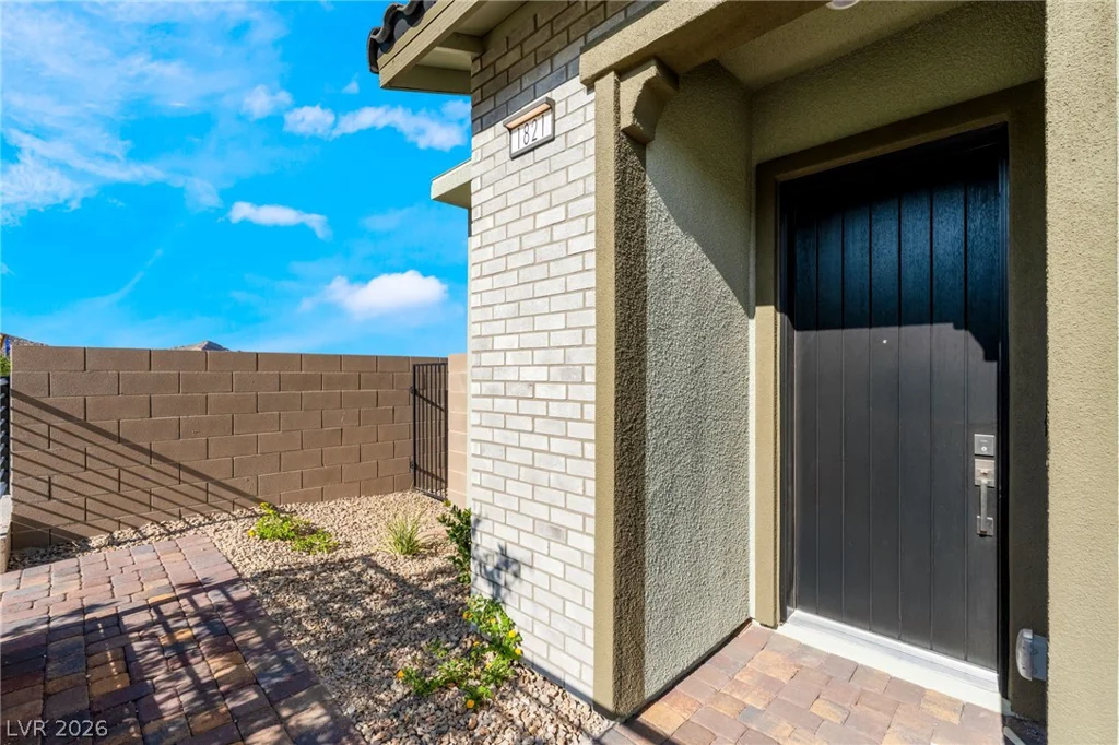 1821 Sparrow Nest, Las Vegas, NV 89138