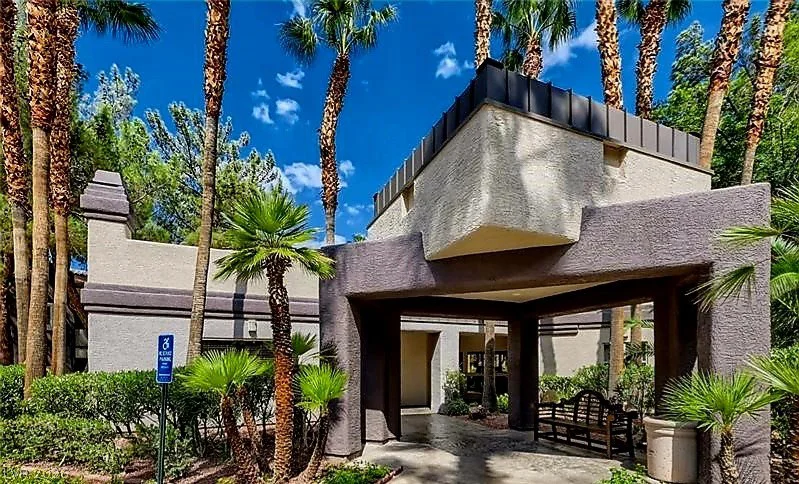 5250 Rainbow, Las Vegas, NV 89118