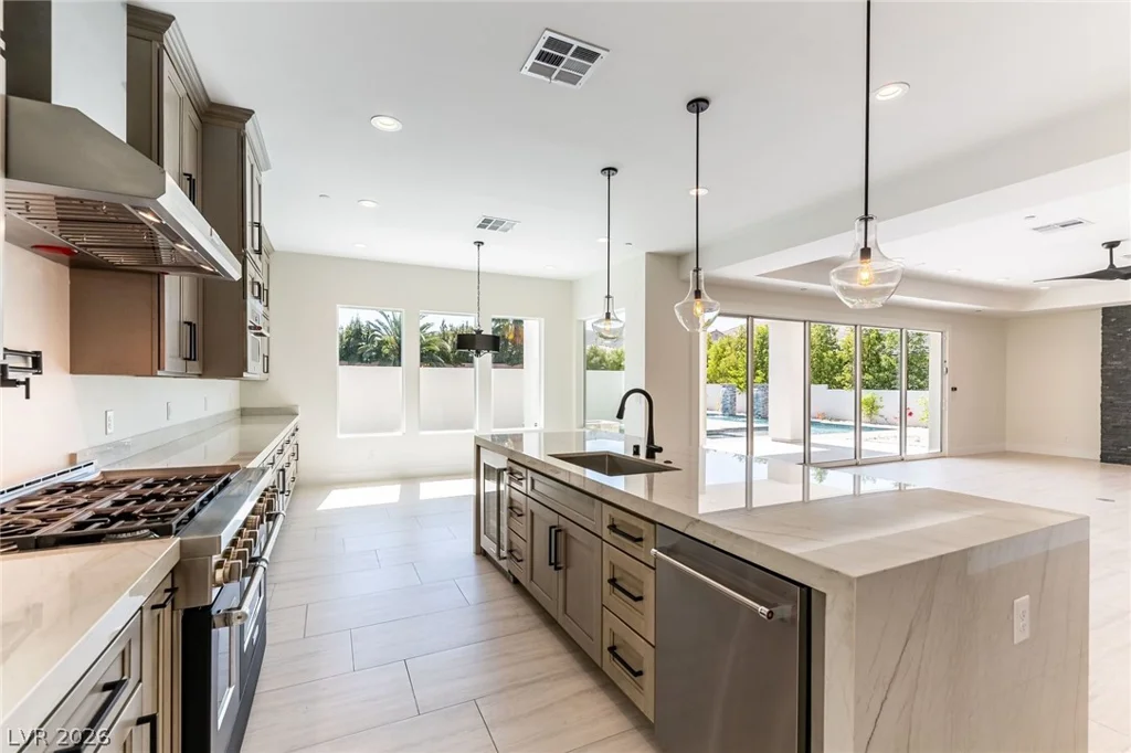 3423 Spanish Winds, Las Vegas, NV 89141
