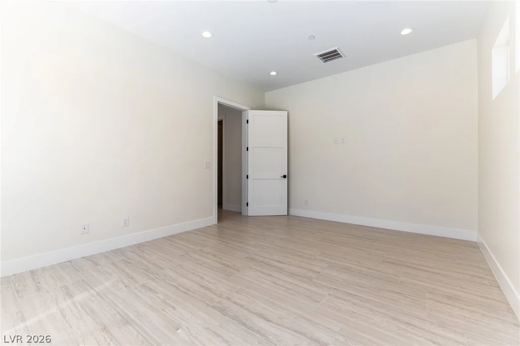 3423 Spanish Winds, Las Vegas, NV 89141