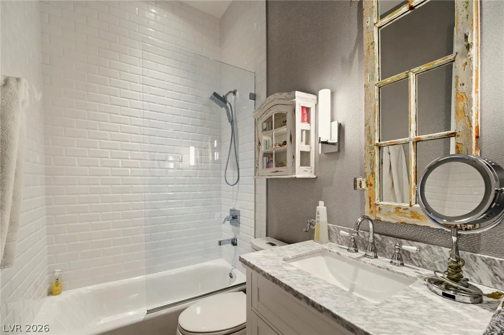 5677 Garriga, Las Vegas, NV 89135