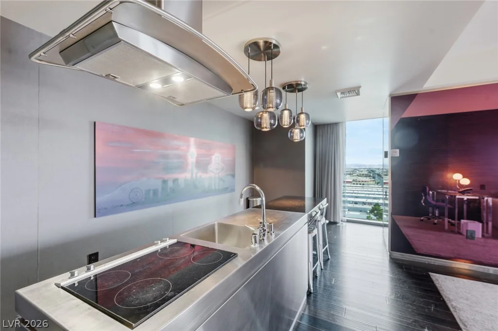 4381 Flamingo, Las Vegas, NV 89103