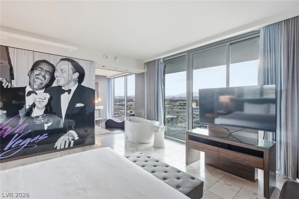 4381 Flamingo, Las Vegas, NV 89103