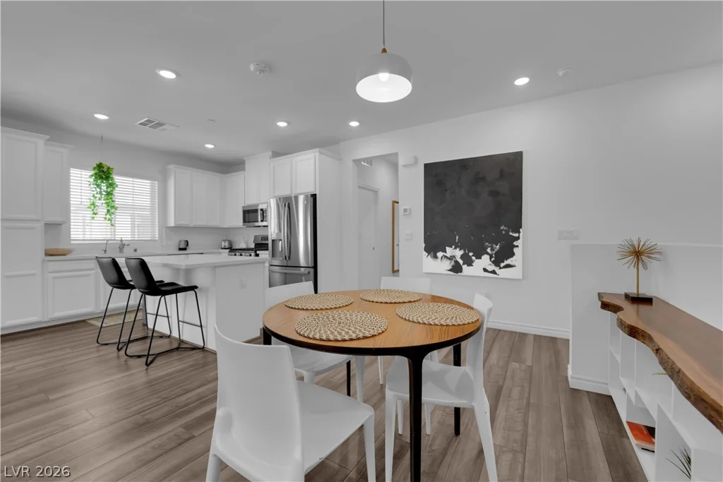 25 Barbara, Las Vegas, NV 89183