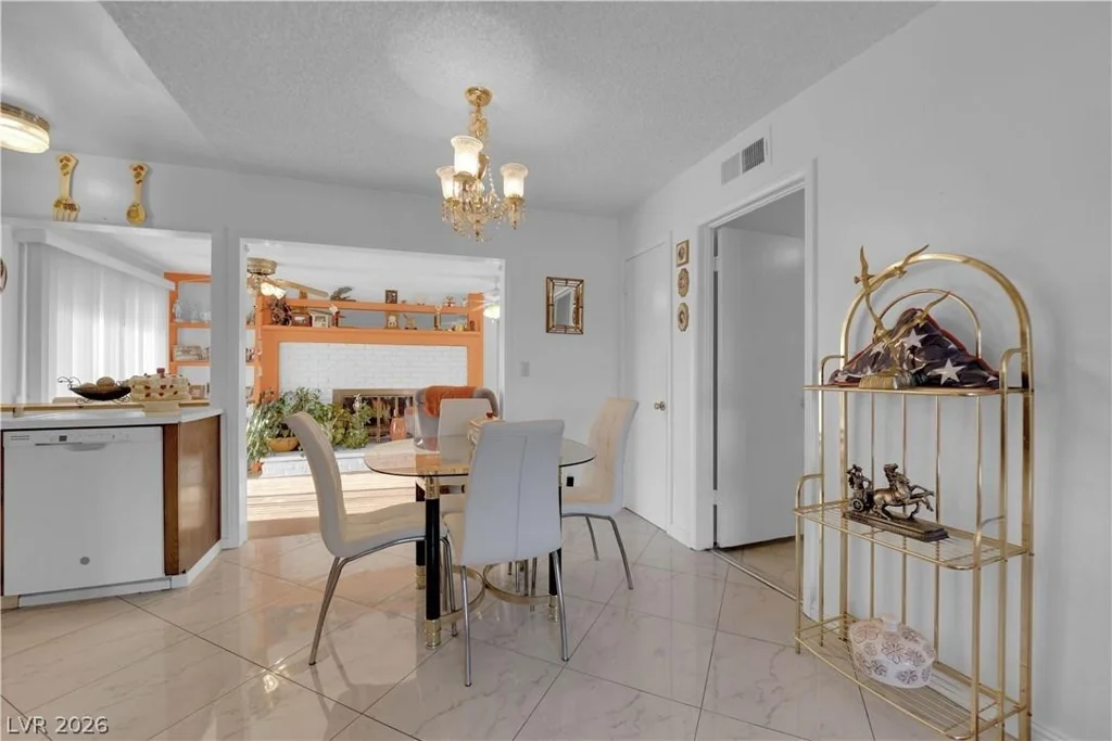 7274 Pinebrook, Las Vegas, NV 89147