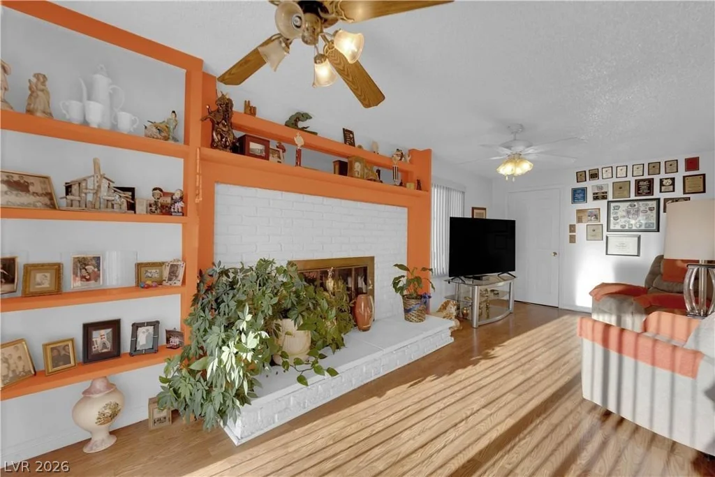 7274 Pinebrook, Las Vegas, NV 89147