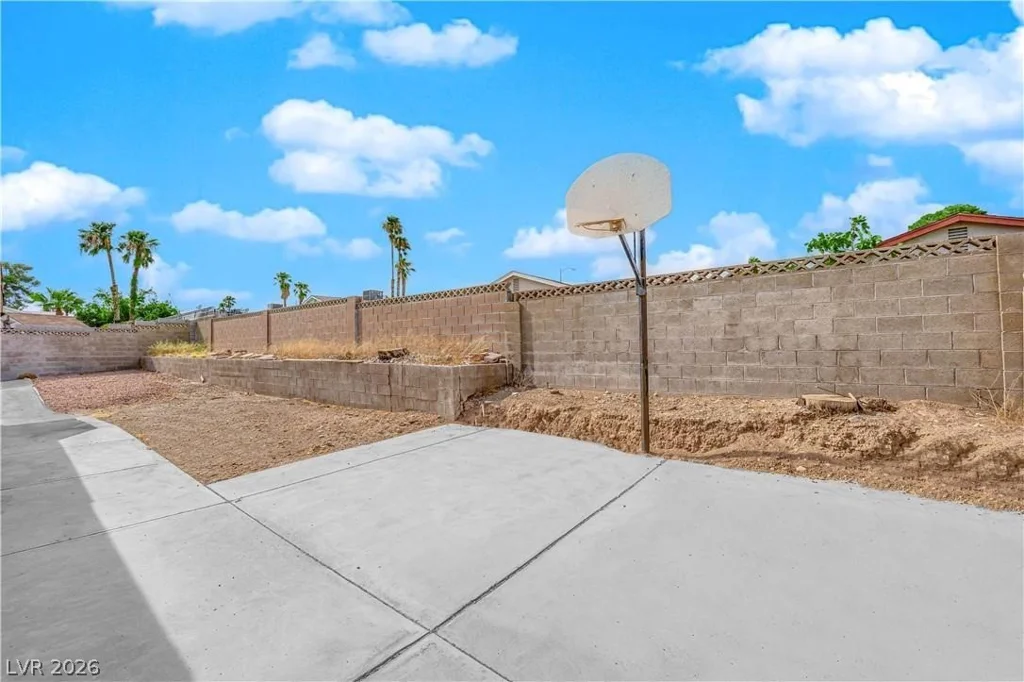 7274 Pinebrook, Las Vegas, NV 89147