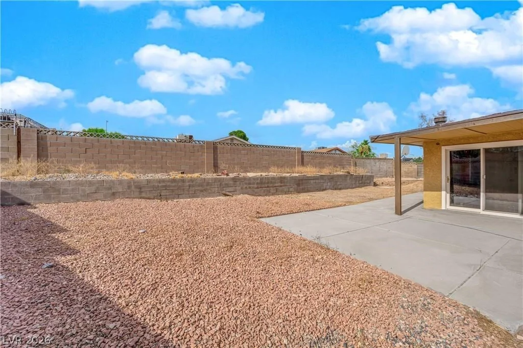 7274 Pinebrook, Las Vegas, NV 89147