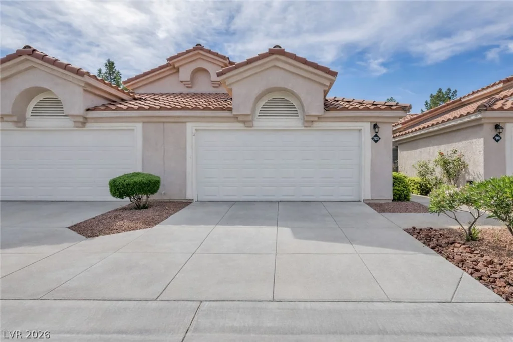 7803 Ravenhollow, Las Vegas, NV 89145