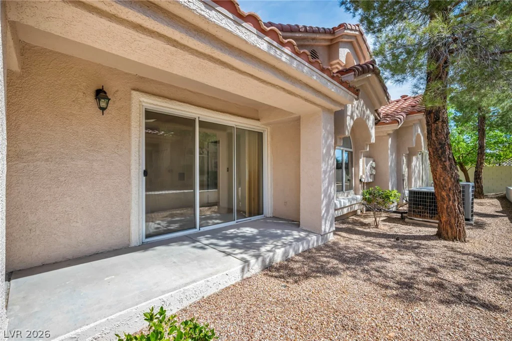 7803 Ravenhollow, Las Vegas, NV 89145