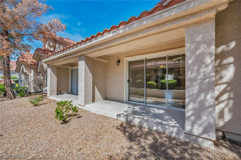 7803 Ravenhollow, Las Vegas, NV 89145