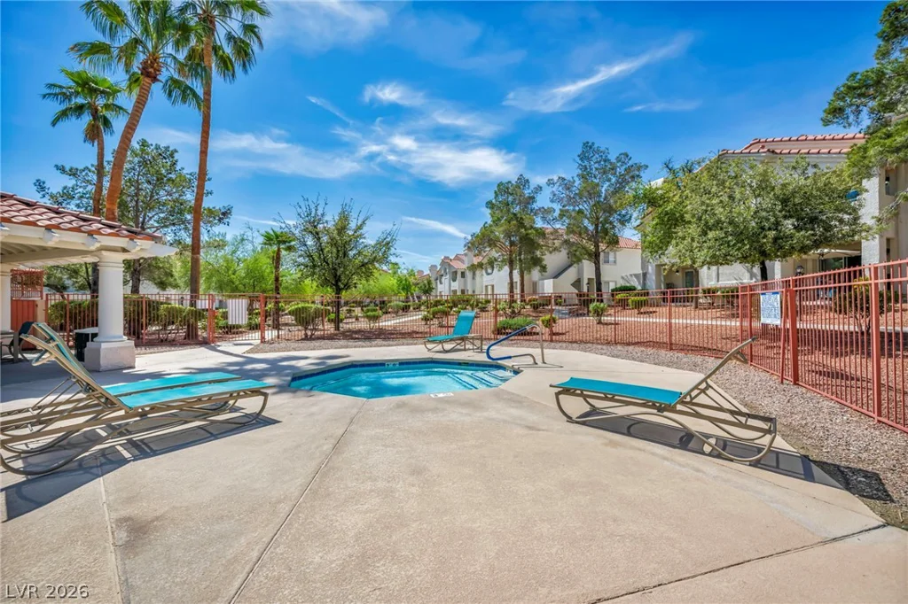 7803 Ravenhollow, Las Vegas, NV 89145