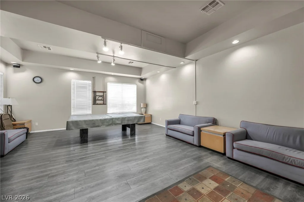 7803 Ravenhollow, Las Vegas, NV 89145