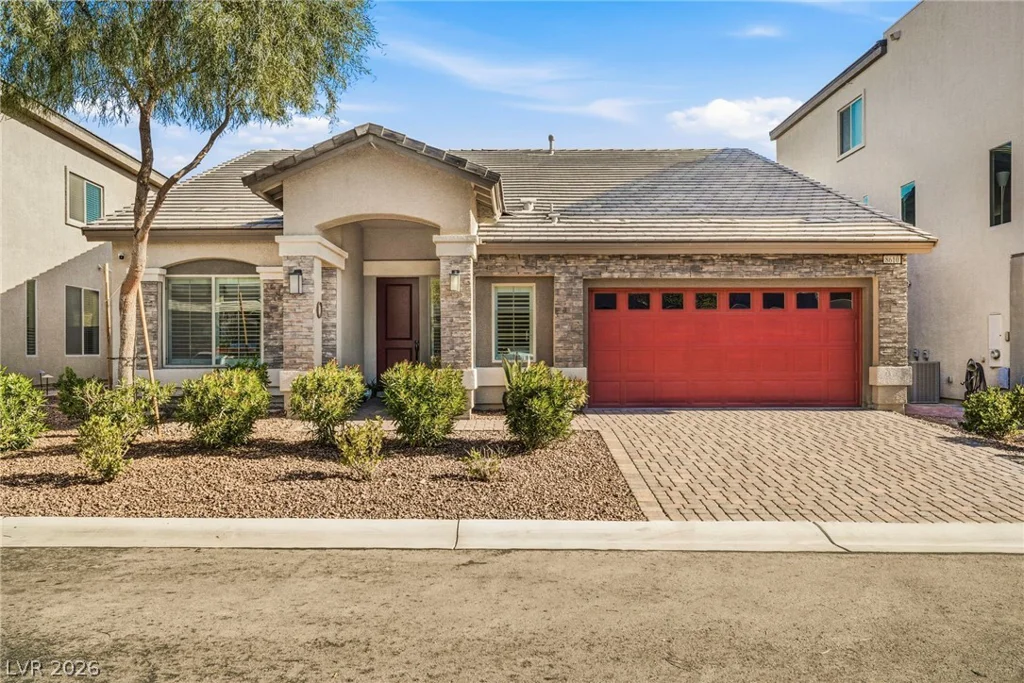 8610 Hallcrest, Las Vegas, NV 89139