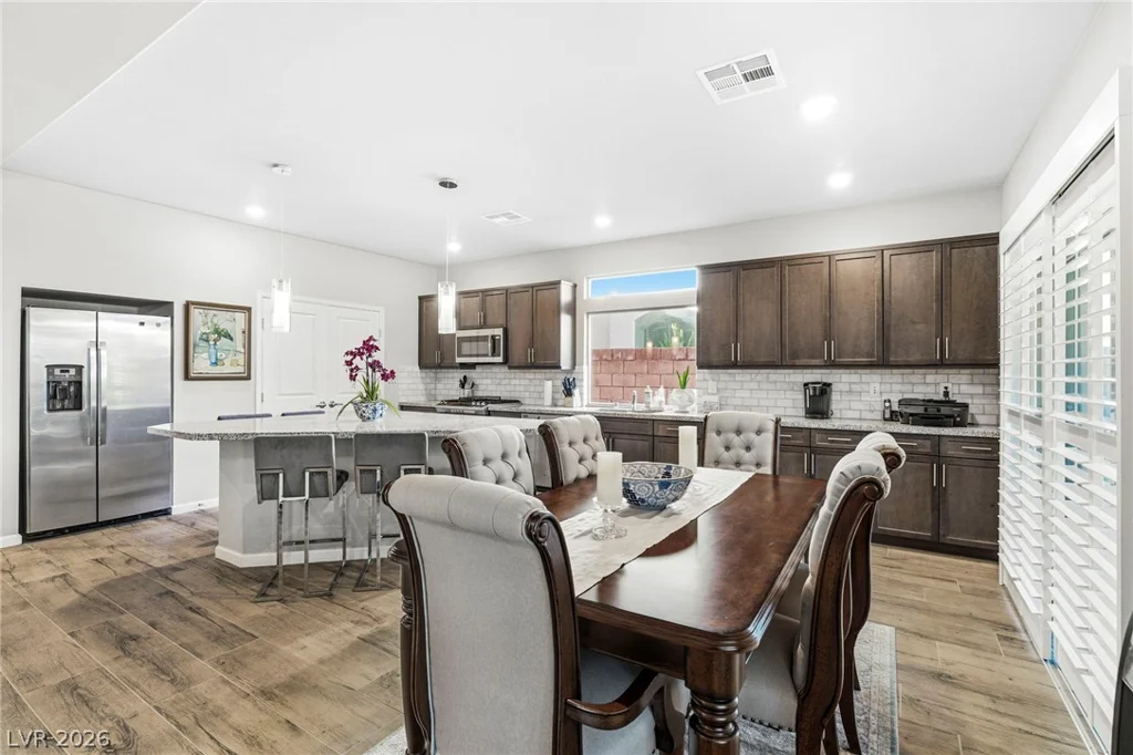 8610 Hallcrest, Las Vegas, NV 89139