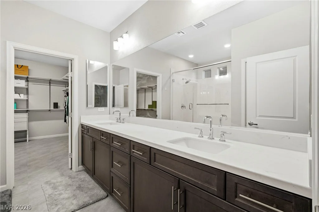 8610 Hallcrest, Las Vegas, NV 89139