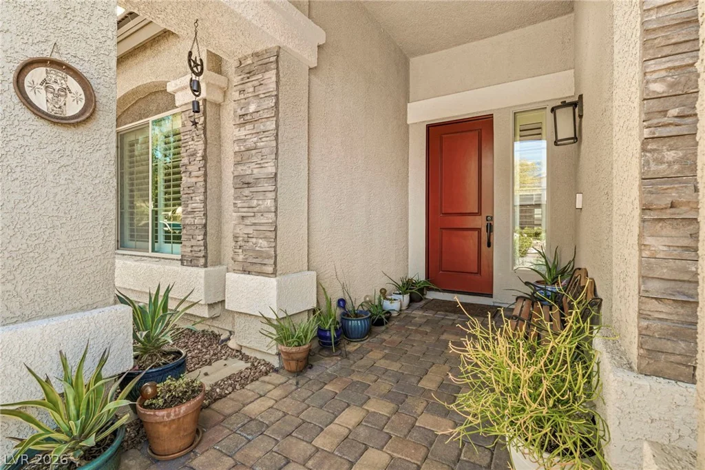 8610 Hallcrest, Las Vegas, NV 89139