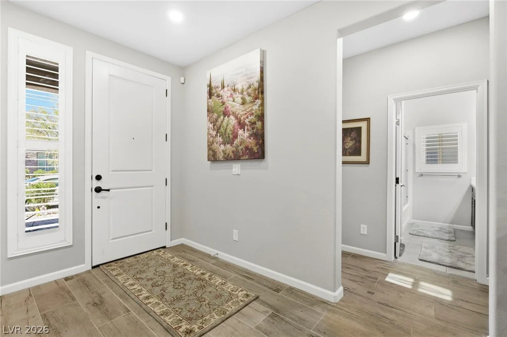 8610 Hallcrest, Las Vegas, NV 89139