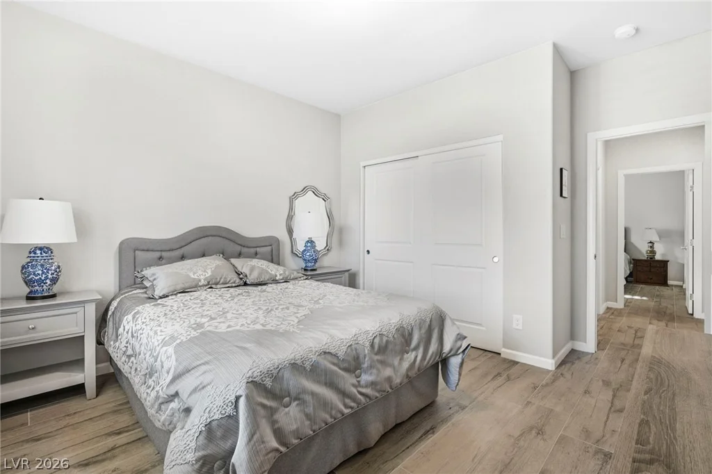 8610 Hallcrest, Las Vegas, NV 89139