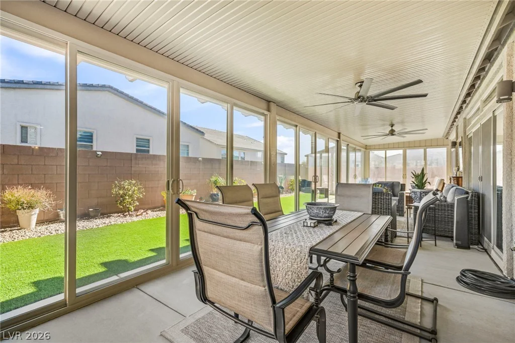8610 Hallcrest, Las Vegas, NV 89139