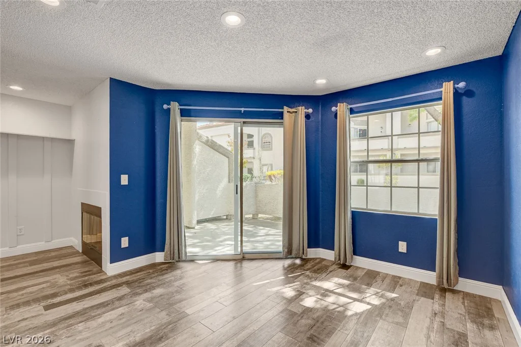3150 Soft Breezes, Las Vegas, NV 89128