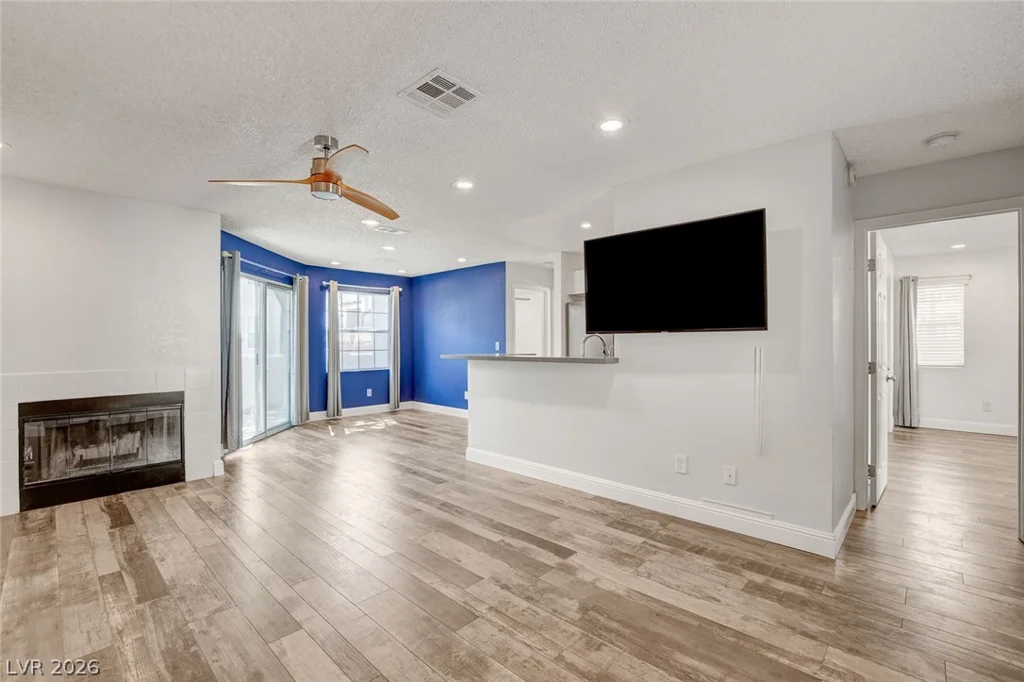 3150 Soft Breezes, Las Vegas, NV 89128