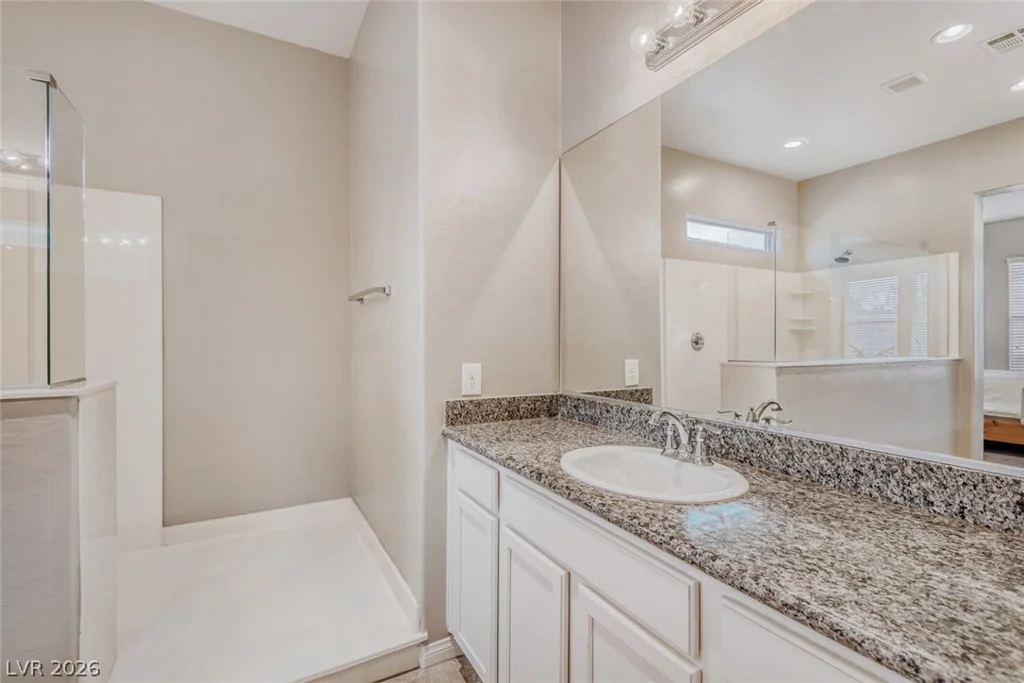 5729 Douglas Everett, Las Vegas, NV 89120