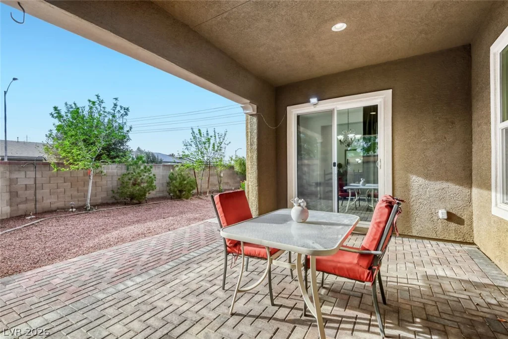 5729 Douglas Everett, Las Vegas, NV 89120